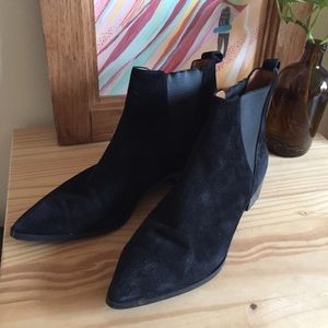 & Other stories Chelsea boots suede